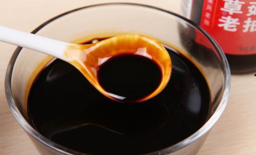 美国吃瓜沾酱油事件视频,一场跨文化美食误会引发的讨论