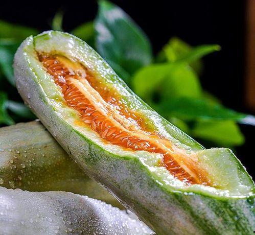山东羊角蜜瓜怎么吃视频,山东羊角蜜瓜美味食法大揭秘