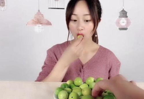 蕾姐吃八瓜鱼小视频大全,趣味视频大盘点