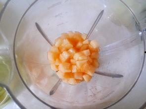 小柠檬吃哈密瓜好吗视频,甜蜜滋味与营养揭秘