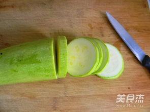 吃角瓜要削皮吗视频讲解