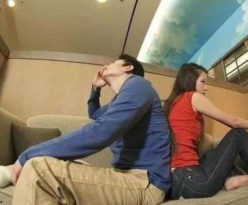 夫妻吵架让人吃瓜视频,网友纷纷化身吃瓜群众