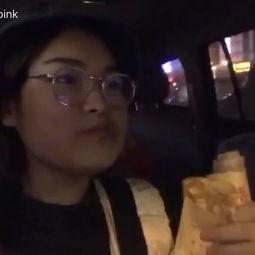 吃瓜访谈情侣博主视频,吃瓜访谈情侣博主甜蜜互动幕后故事