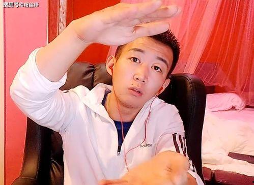 吴敏小白龙吃瓜视频,揭秘小白龙吃瓜背后的娱乐风云