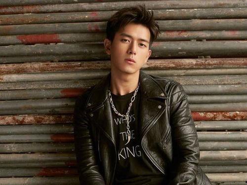 李现吃瓜真假对比视频,真假视频大揭秘