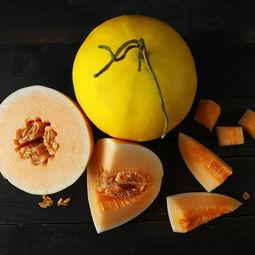 吃民勤蜜瓜特写视频,甘甜如蜜，视觉与味蕾的双重盛宴